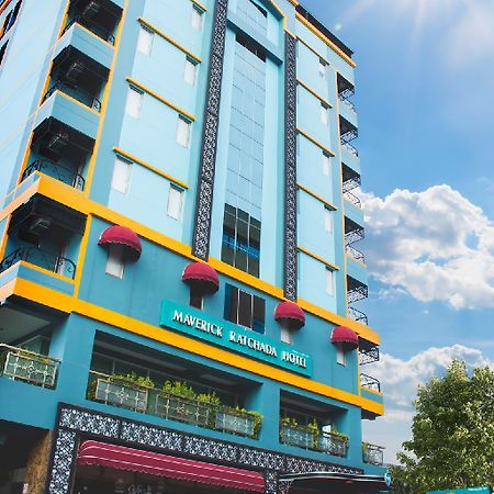 Maverick Ratchada Hotel Bangkok Exterior foto